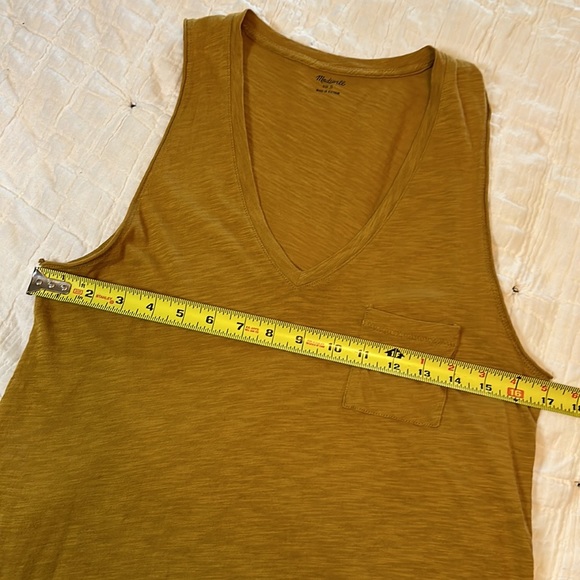 Madewell Tank w/ Front Pocket Size Small - Picture 6 of 8